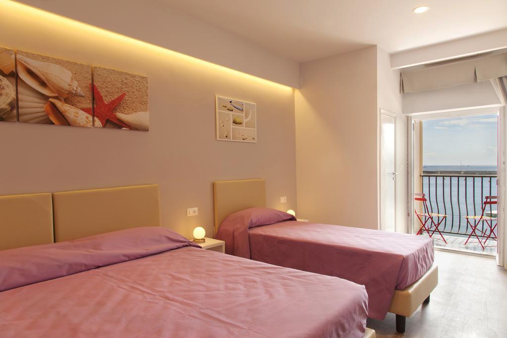Hotel L'Approdo Porto Azzurro Pokoj fotografie